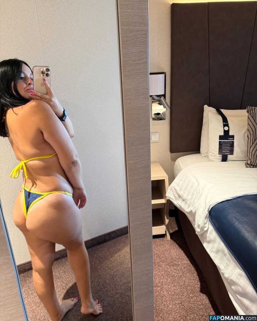 Milena Borrelli / giaguaro_queen / giaguaroqueen_ / giaguaroqueen__ Nago OnlyFans  Przeciekłe zdjęcie #17