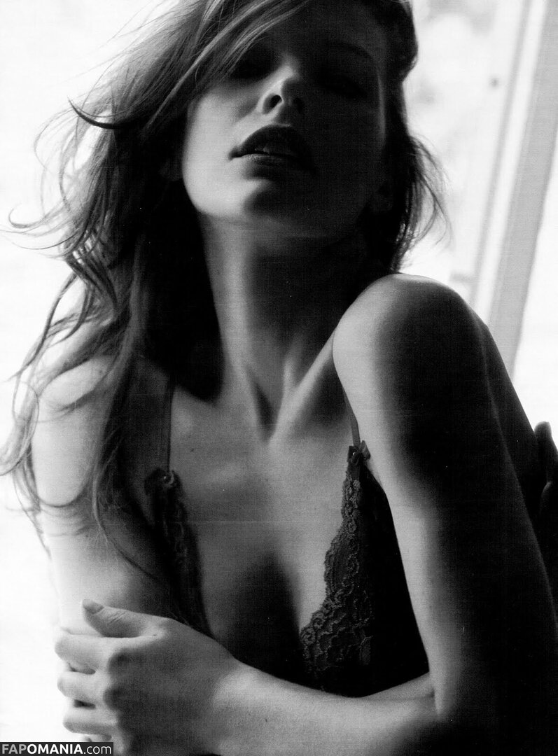 Milla Jovovich / MillaJovovich Nago OnlyFans  Przeciekłe zdjęcie #325
