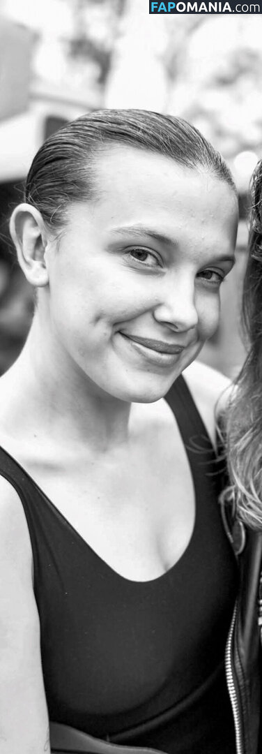 Millie Bobby Brown / milliebobbybrown Nago OnlyFans  Przeciekłe zdjęcie #102