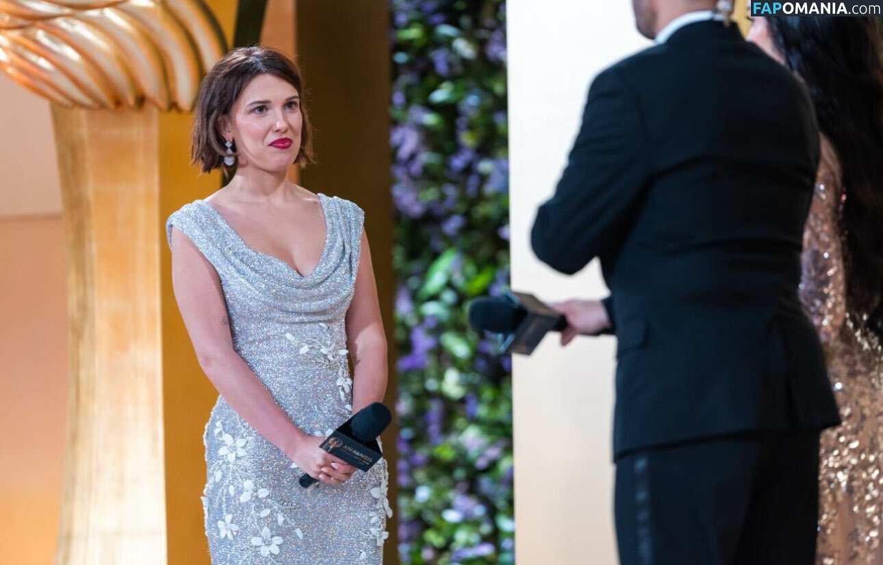 Millie Bobby Brown / milliebobbybrown Nago OnlyFans  Przeciekłe zdjęcie #106