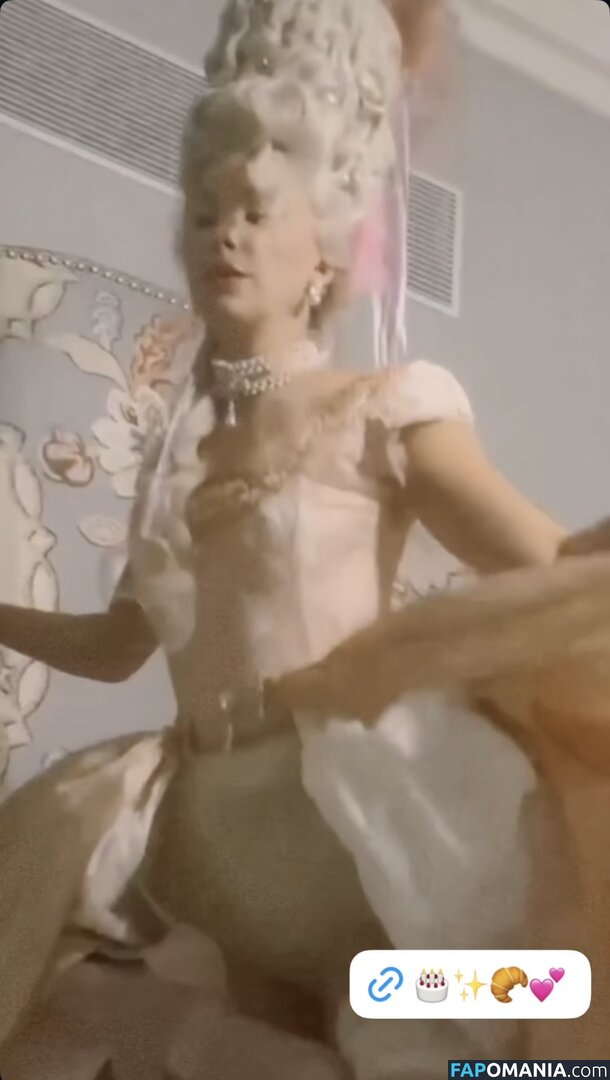 Millie Bobby Brown / milliebobbybrown Nago OnlyFans  Przeciekłe zdjęcie #117