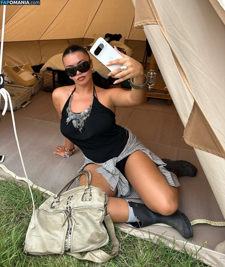 Millie Hannah / explicittbabe / milliehannahhh Nago OnlyFans  Przeciekłe zdjęcie #2