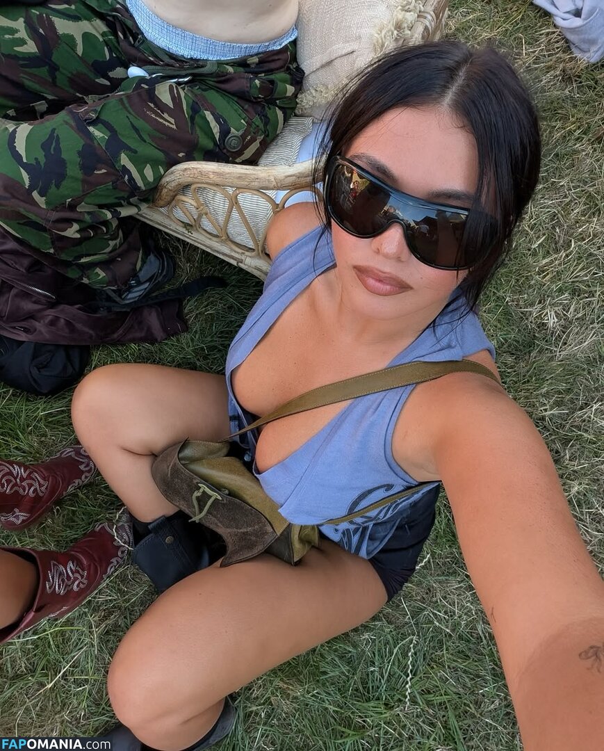Millie Hannah / explicittbabe / milliehannahhh Nago OnlyFans  Przeciekłe zdjęcie #3