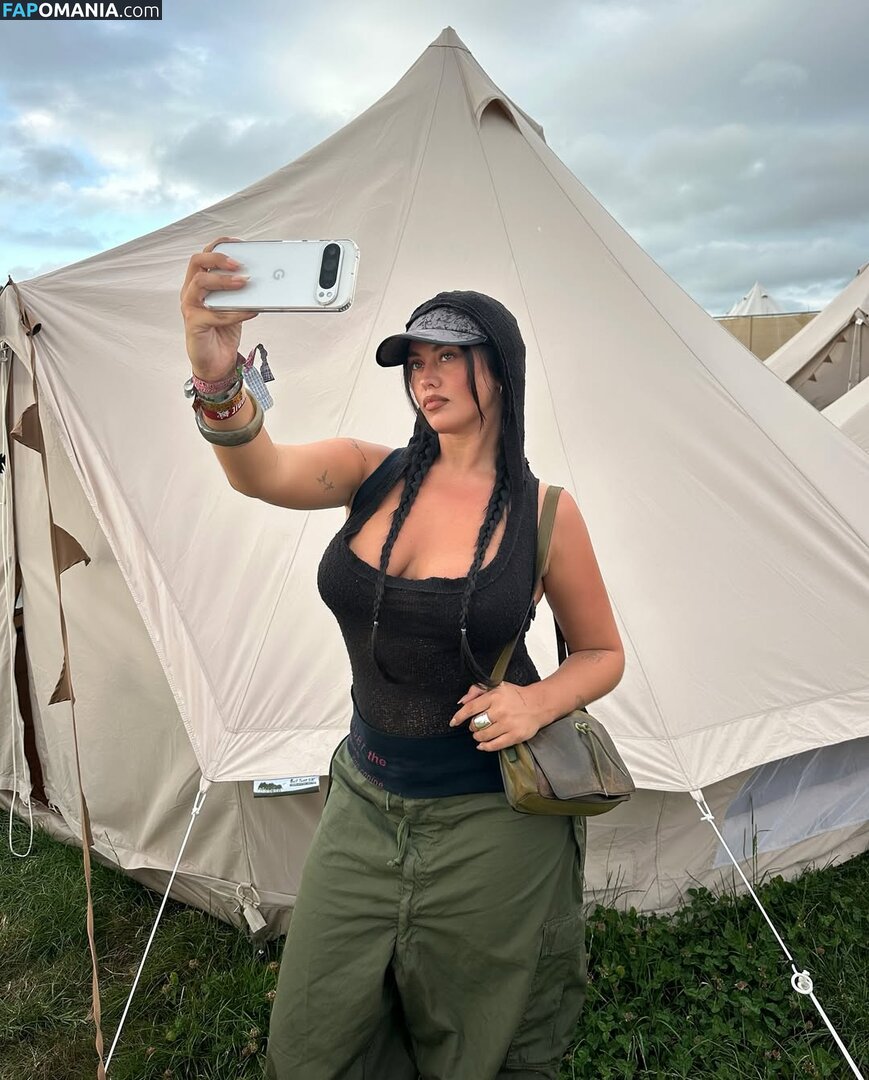 Millie Hannah / explicittbabe / milliehannahhh Nago OnlyFans  Przeciekłe zdjęcie #4
