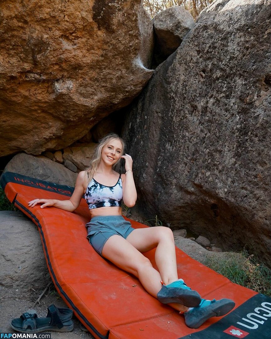 Milschbaum / Sonja / https: Nago OnlyFans  Przeciekłe zdjęcie #30