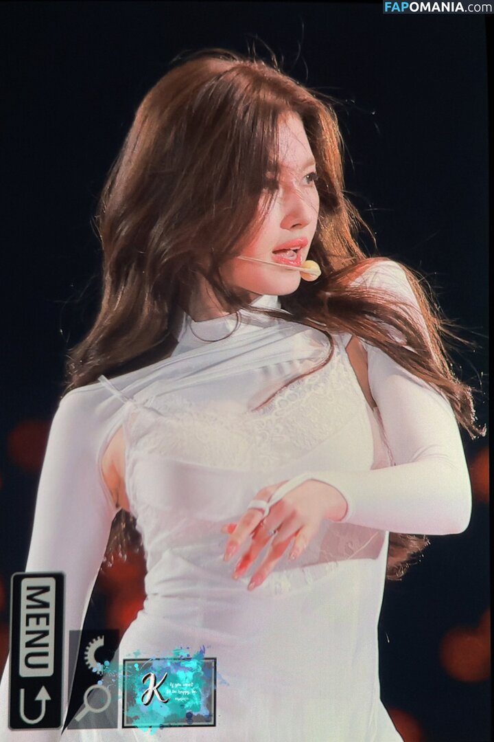 Minatozaki Sana / TWICE / m.by__sana Nago OnlyFans  Przeciekłe zdjęcie #20
