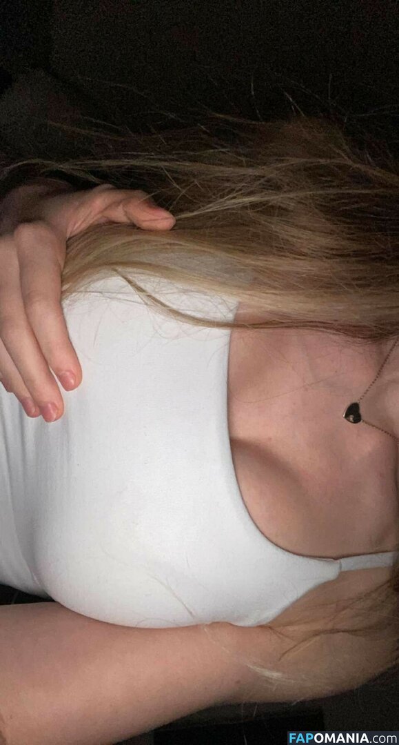 Mira.004 / model_mira Nago OnlyFans  Przeciekłe zdjęcie #2