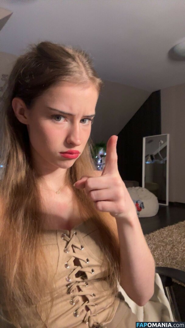 Mira.004 / model_mira Nago OnlyFans  Przeciekłe zdjęcie #366