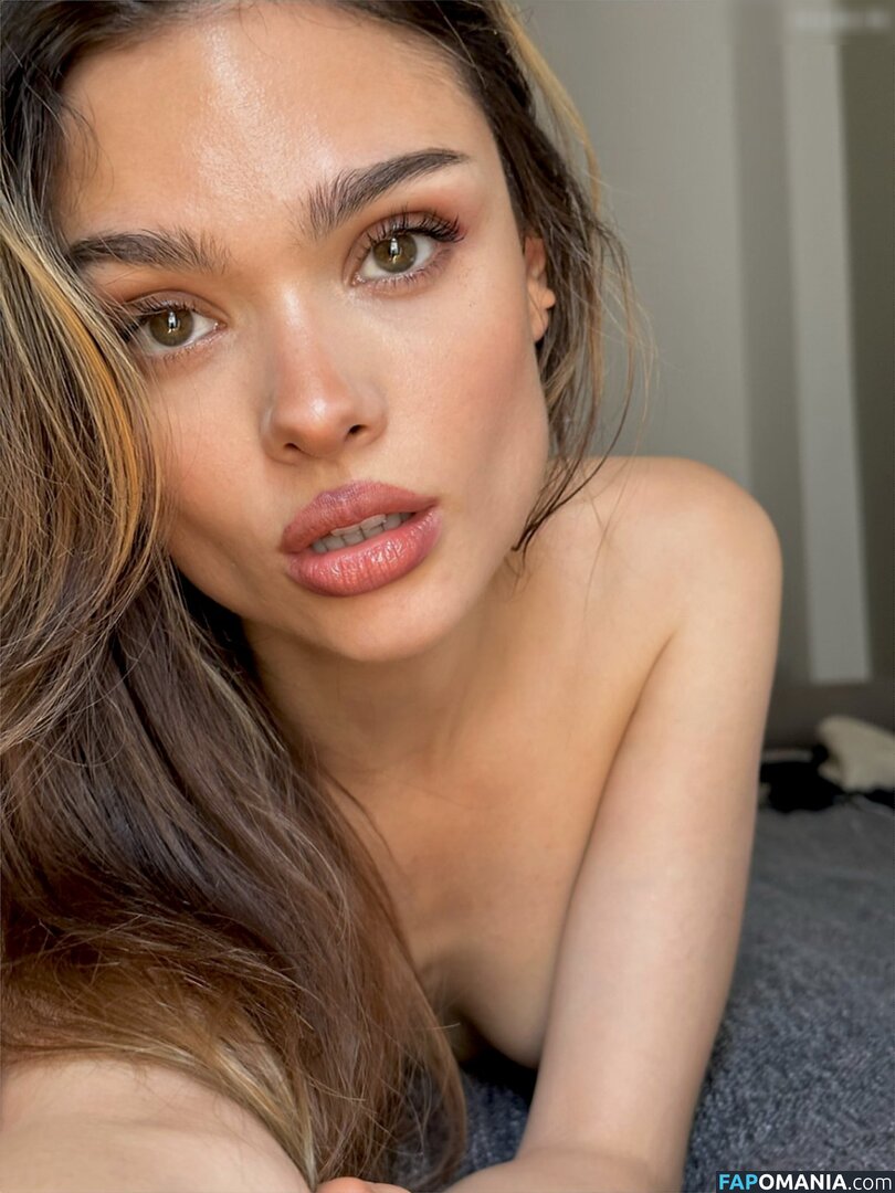 mira.culiks / mira.m Nago OnlyFans  Przeciekłe zdjęcie #1