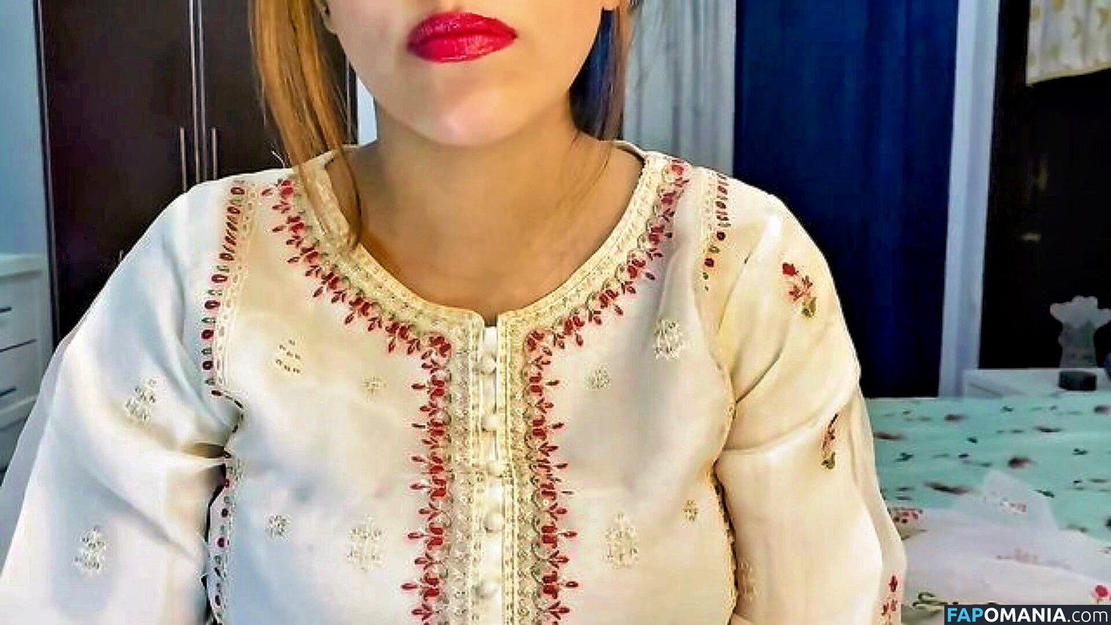 Mirakhan N Nago OnlyFans  Przeciekłe zdjęcie #8