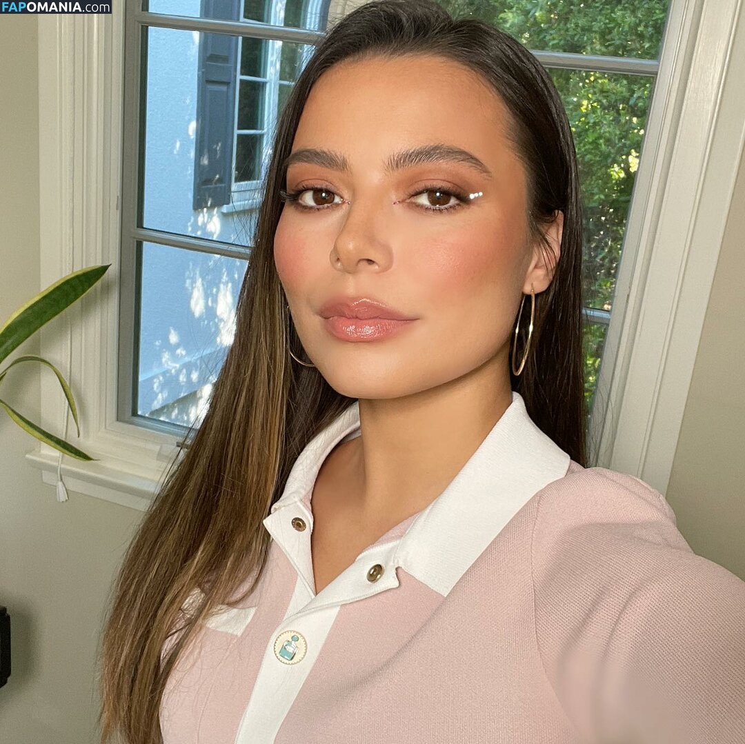 Miranda Cosgrove / MirandaCosgrove / onlyfanssz Nago OnlyFans  Przeciekłe zdjęcie #67
