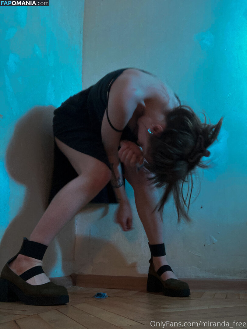 miranda_free / mirandafreeartist Nago OnlyFans  Przeciekłe zdjęcie #3