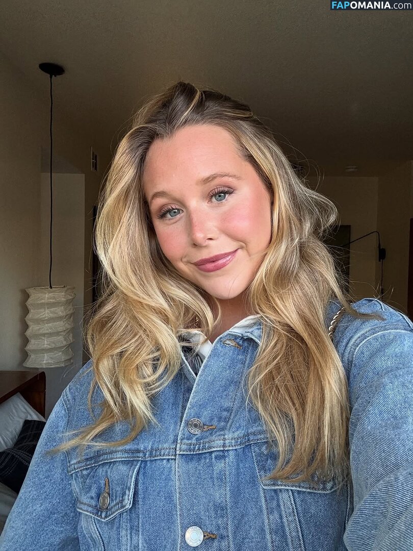 Miranda McKeon / MirandaMckeon / https: / miranda.mckeon Nago OnlyFans  Przeciekłe zdjęcie #4