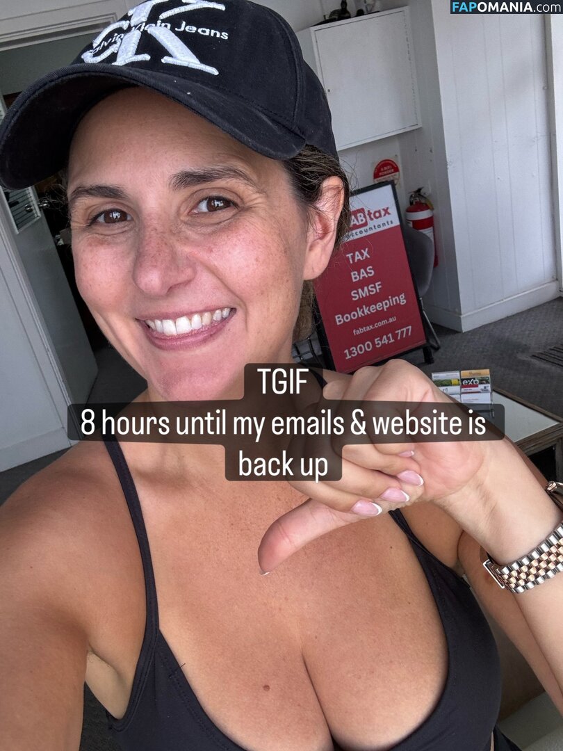 MILF Online Accountant / Miriam Holme / miriamholme Nago OnlyFans  Przeciekłe zdjęcie #24
