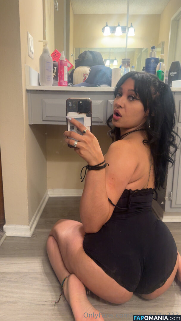 k8hlerr / m1ss.k1tty69 / miss.k1tty333 Nago OnlyFans  Przeciekłe zdjęcie #3