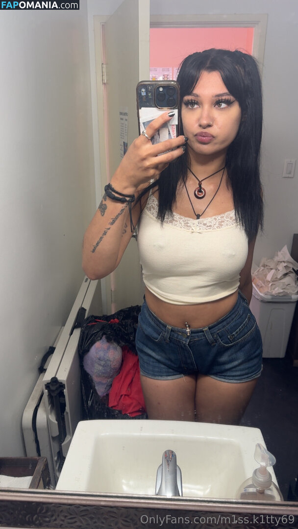 k8hlerr / m1ss.k1tty69 / miss.k1tty333 Nago OnlyFans  Przeciekłe zdjęcie #8