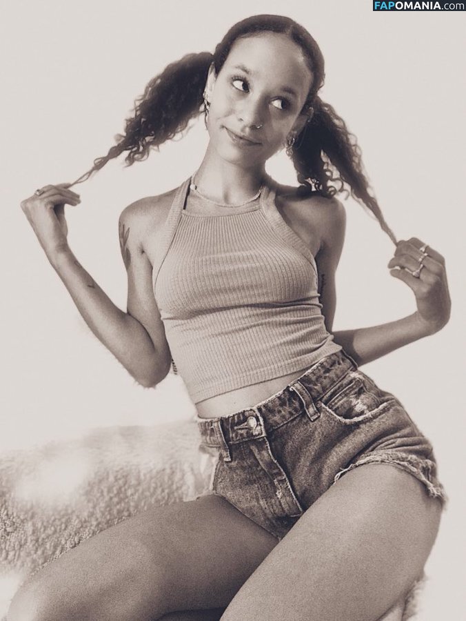 Mayliene / MissFairy Nago OnlyFans  Przeciekłe zdjęcie #4