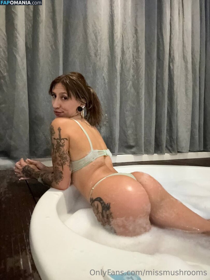 MissMushrooms / missmushr00ms Nago OnlyFans  Przeciekłe zdjęcie #3