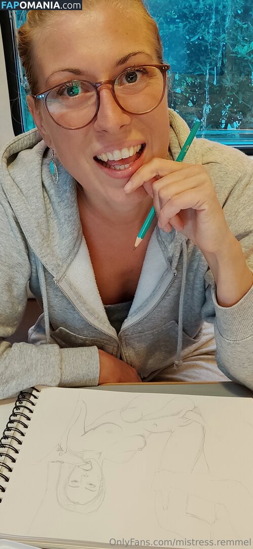 mistress.remmel / themistressmayxx Nago OnlyFans  Przeciekłe zdjęcie #32