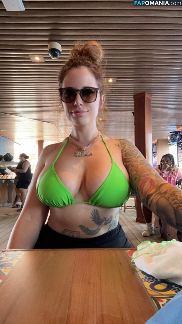 Mogulstylist / Tracy Lynn Nago OnlyFans  Przeciekłe zdjęcie #1