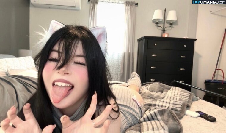molly.osamu / mollymeowz / mollymew2 Nago OnlyFans  Przeciekłe zdjęcie #17
