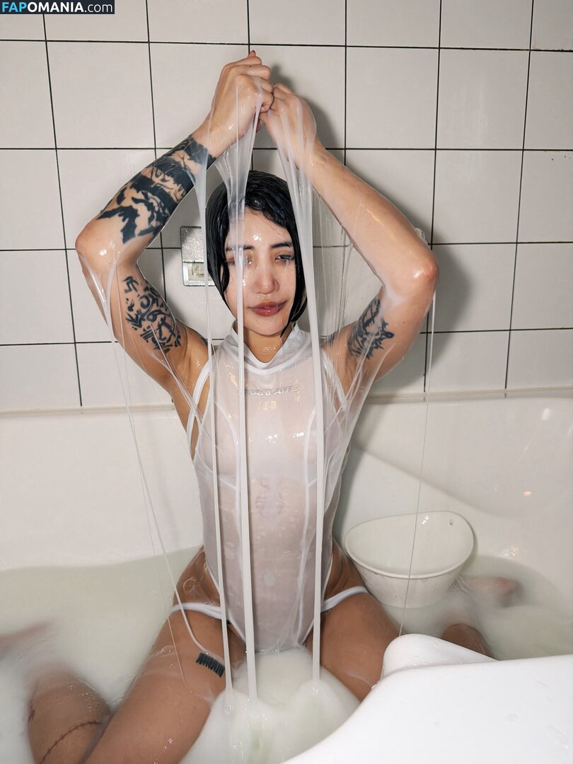 Mona Enju / https: / mmmowmow / mo_mo_milkbom Nago OnlyFans  Przeciekłe zdjęcie #1