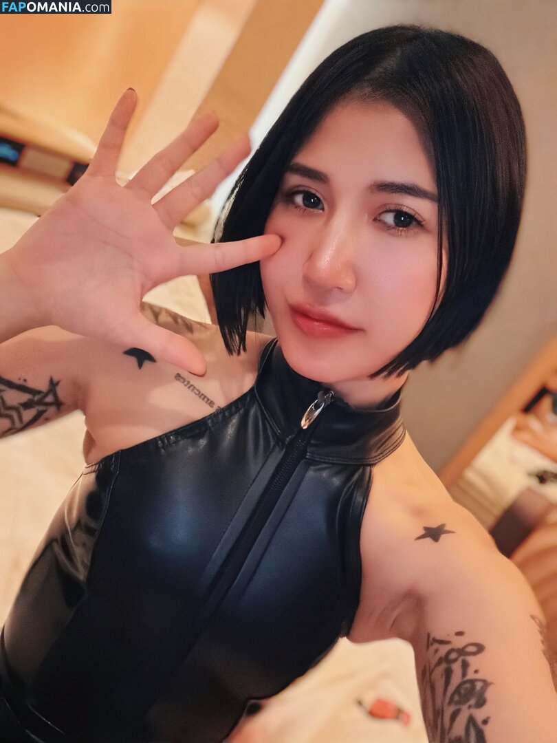 Mona Enju / https: / mmmowmow / mo_mo_milkbom Nago OnlyFans  Przeciekłe zdjęcie #5