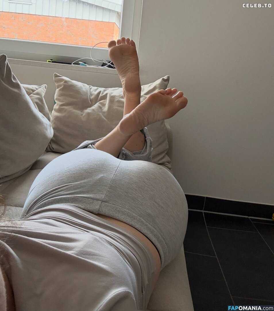 lady.mdk / ladykira / moneydomk Nago OnlyFans  Przeciekłe zdjęcie #70