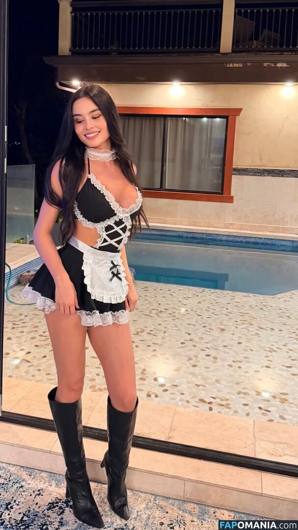 Moni Charlton / monicharlton Nago OnlyFans  Przeciekłe zdjęcie #4