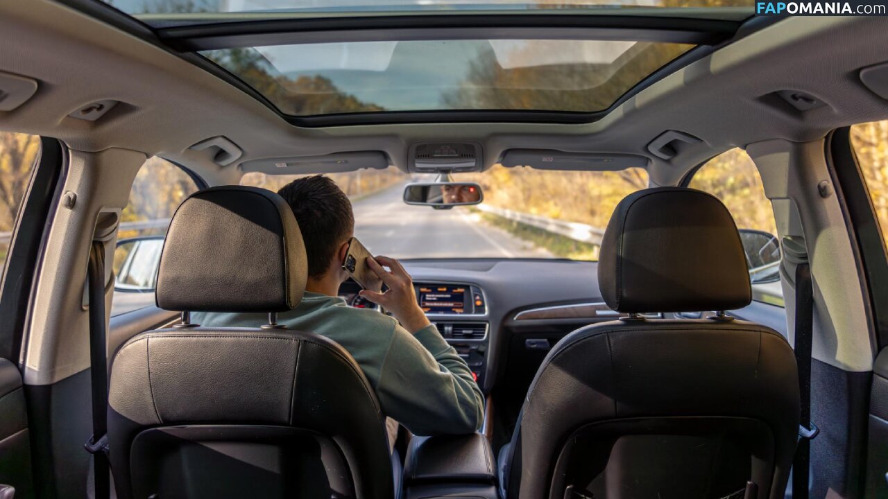 Moonroof Nago OnlyFans  Przeciekłe zdjęcie #1