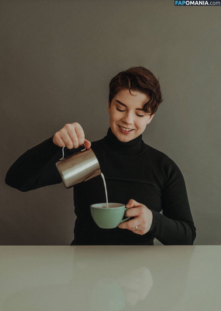  / Morgan Eckroth / MorganDrinksCoffee Nago OnlyFans  Przeciekłe zdjęcie #29