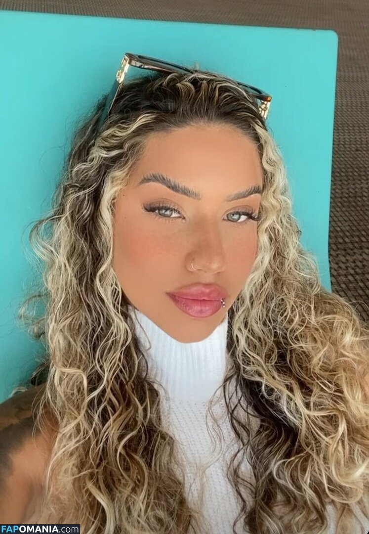 Muito Linda / muito.linda_ / naticasassola Nago OnlyFans  Przeciekłe zdjęcie #248