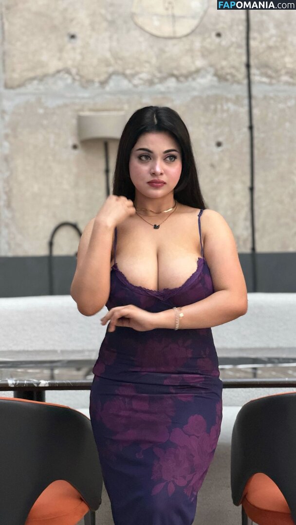 mumtahinaaa_ Nago OnlyFans  Przeciekłe zdjęcie #1
