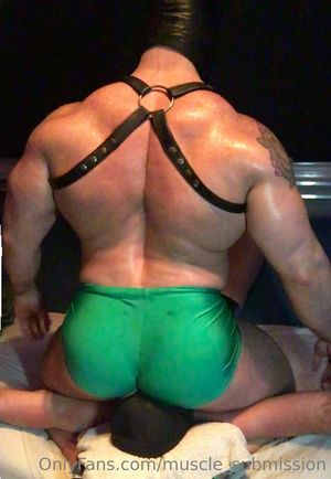 muscle_submission