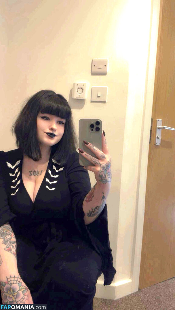 museofthedamned Nago OnlyFans  Przeciekłe zdjęcie #3