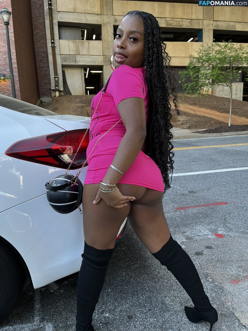 10shania / Muthafuckinlae / exclusivelylae / exclusivelylaee / https: / mf.lae / mflae___ Nago OnlyFans  Przeciekłe zdjęcie #1