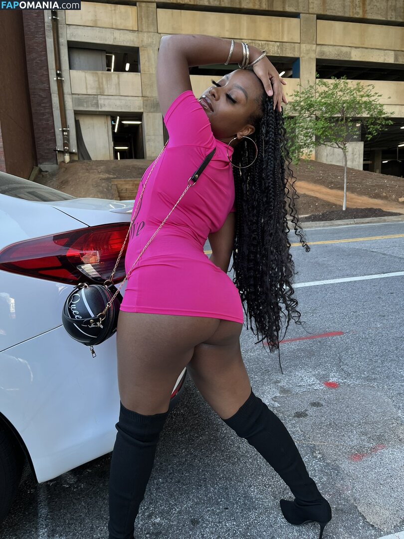 10shania / Muthafuckinlae / exclusivelylae / exclusivelylaee / https: / mf.lae / mflae___ Nago OnlyFans  Przeciekłe zdjęcie #2
