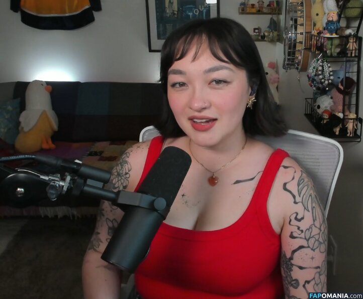 Mxmtoon / u370052518 Nago OnlyFans  Przeciekłe zdjęcie #1