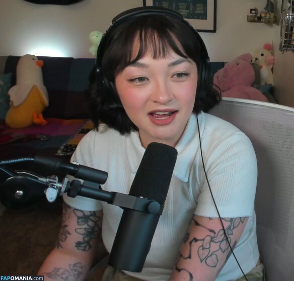 Mxmtoon / u370052518 Nago OnlyFans  Przeciekłe zdjęcie #2