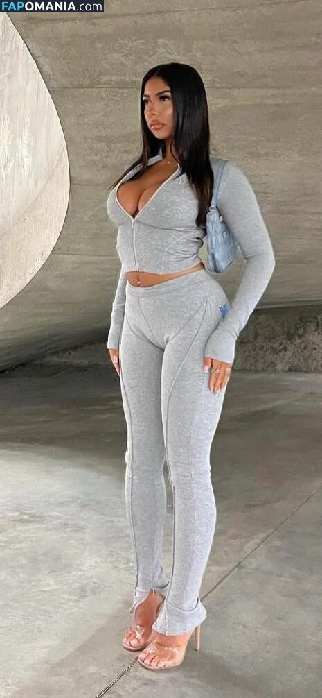 Mya Mills / https: / myamills / myamills9 Nago OnlyFans  Przeciekłe zdjęcie #8