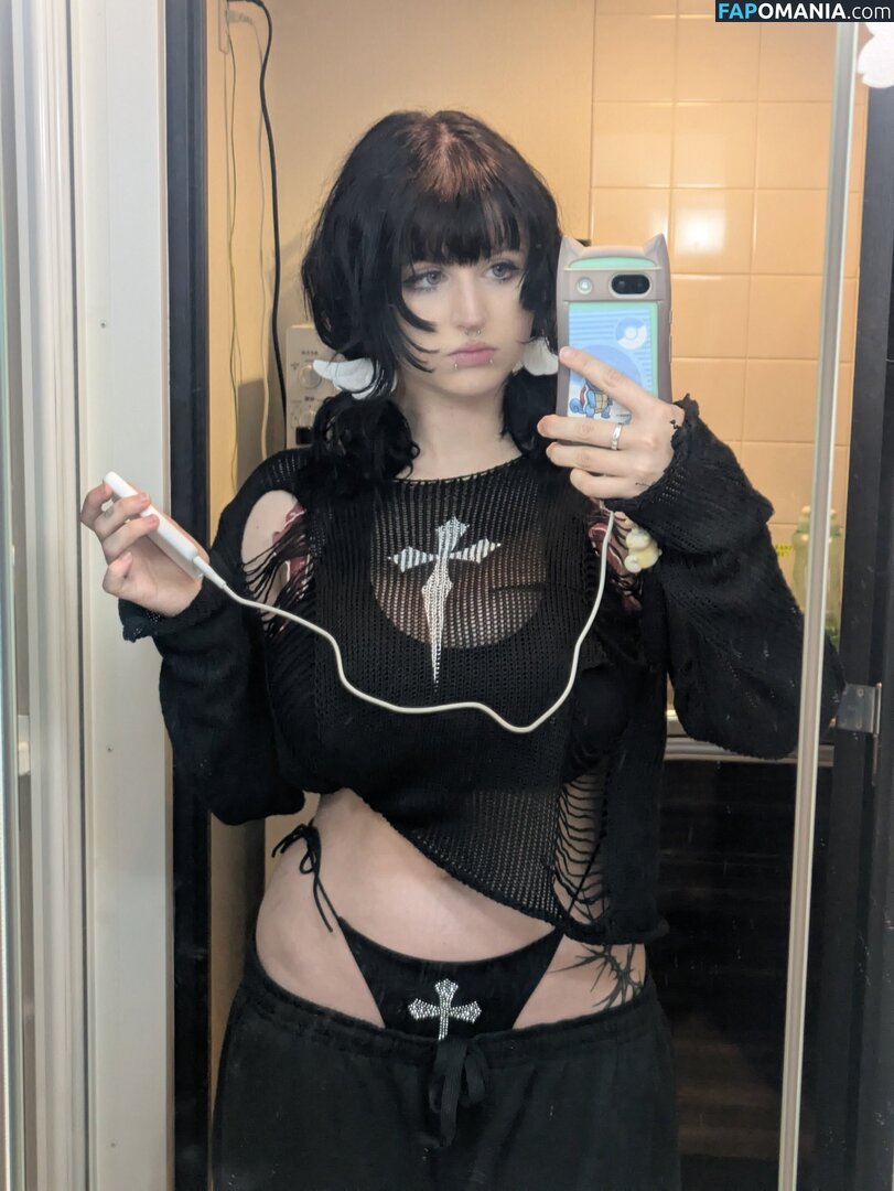 Mylittlerobin / _littlerobin_ Nago OnlyFans  Przeciekłe zdjęcie #1
