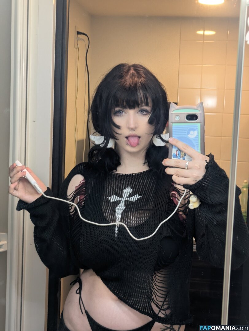 Mylittlerobin / _littlerobin_ Nago OnlyFans  Przeciekłe zdjęcie #2