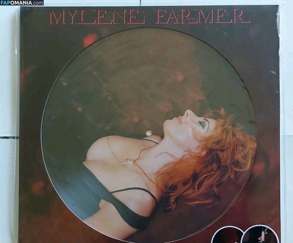 Mylène Farmer Nago OnlyFans  Przeciekłe zdjęcie #6
