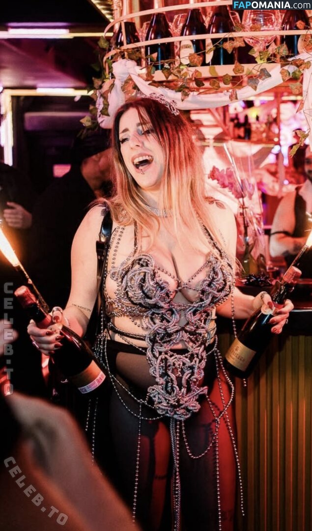 Myriel Monastic / myriel_monastic Nago OnlyFans  Przeciekłe zdjęcie #1