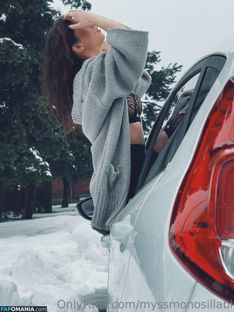 mss_mina / myssmonosillabi Nago OnlyFans  Przeciekłe zdjęcie #1