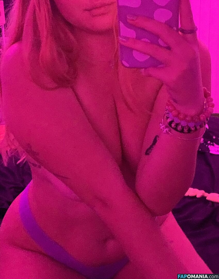 n6nami Nago OnlyFans  Przeciekłe zdjęcie #2