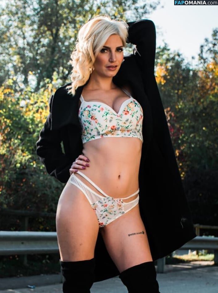 Nadège Lacroix Nago OnlyFans  Przeciekłe zdjęcie #9