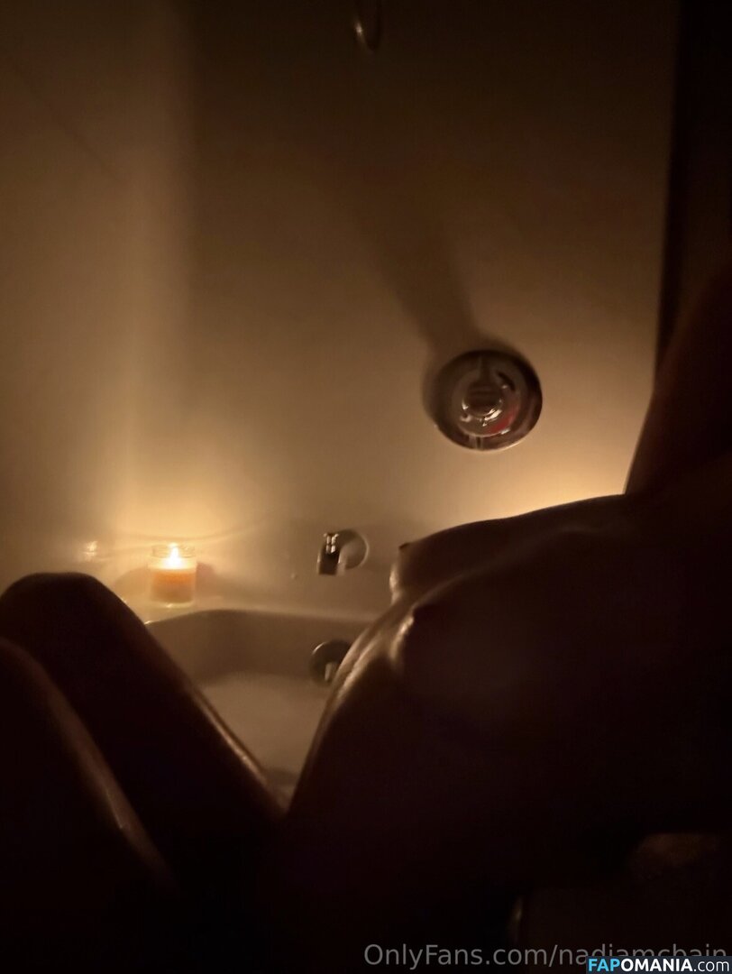 Nadia Estelle / nadiamcbainn Nago OnlyFans  Przeciekłe zdjęcie #2