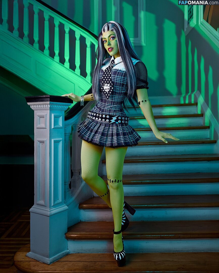 Nadyasonika Nago OnlyFans  Przeciekłe zdjęcie #267