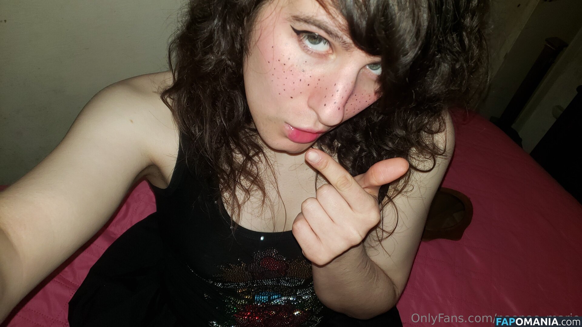 naenae_marie / naenaemarie0 Nago OnlyFans  Przeciekłe zdjęcie #2